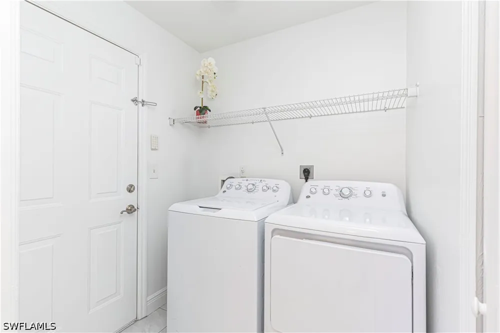 Whitten Drive #19 Naples, FL 34104