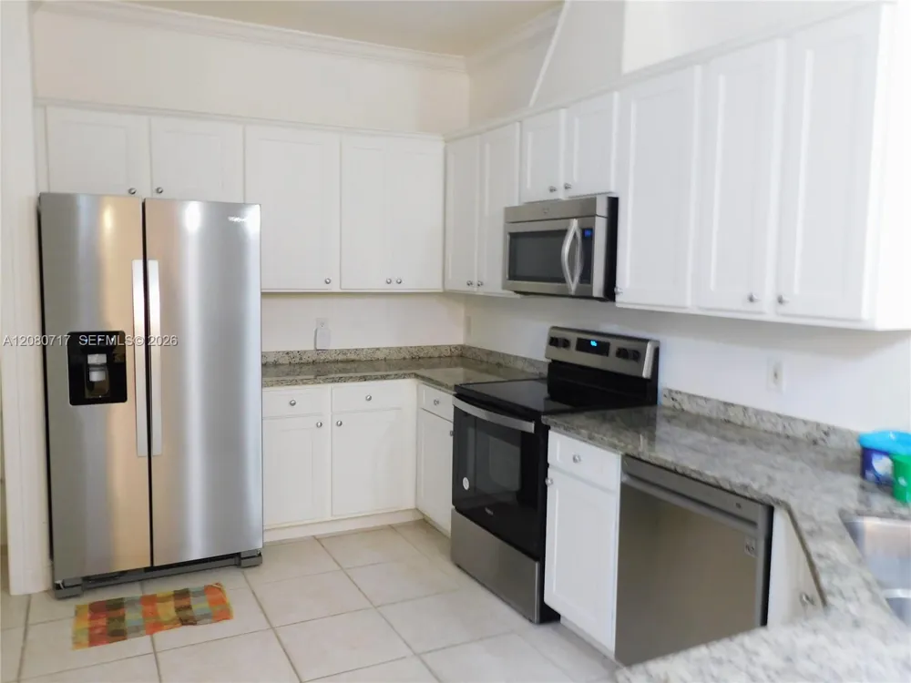 617 SE 7 ST #A Cape Coral, FL 33990
