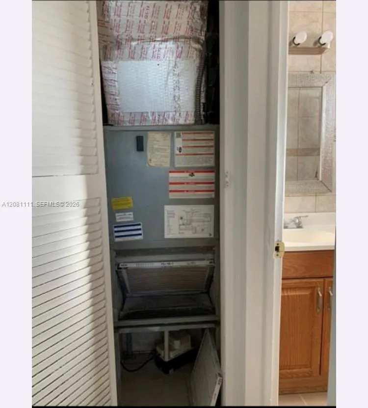 401 SW 8th St #A Hallandale Beach, FL 33009