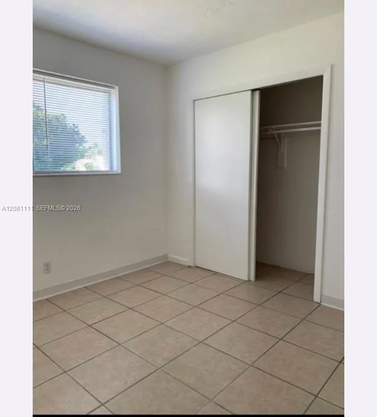 401 SW 8th St #A Hallandale Beach, FL 33009