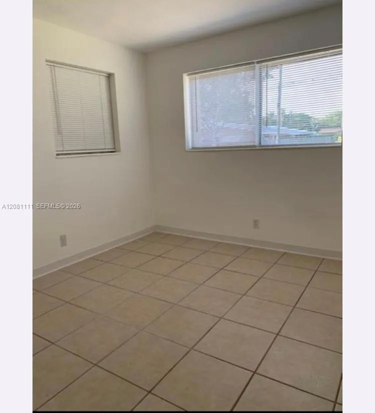 401 SW 8th St #A Hallandale Beach, FL 33009