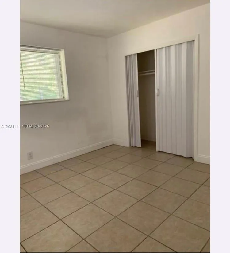 401 SW 8th St #A Hallandale Beach, FL 33009