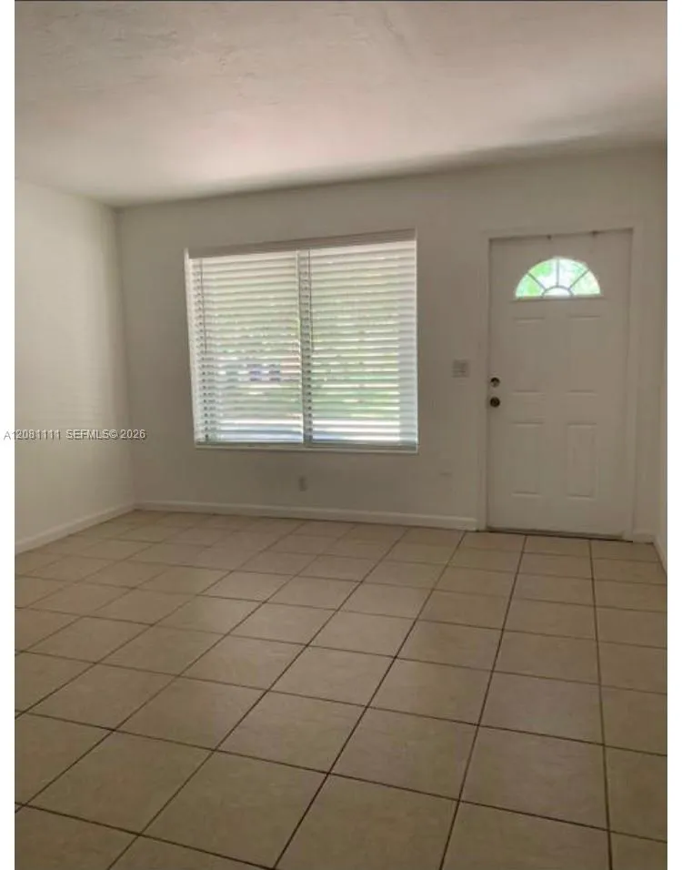 401 SW 8th St #A Hallandale Beach, FL 33009