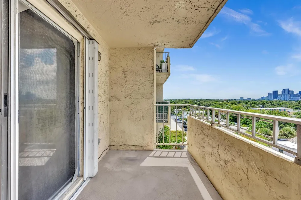 900 NE 18th Avenue #803 Fort Lauderdale, FL 33304