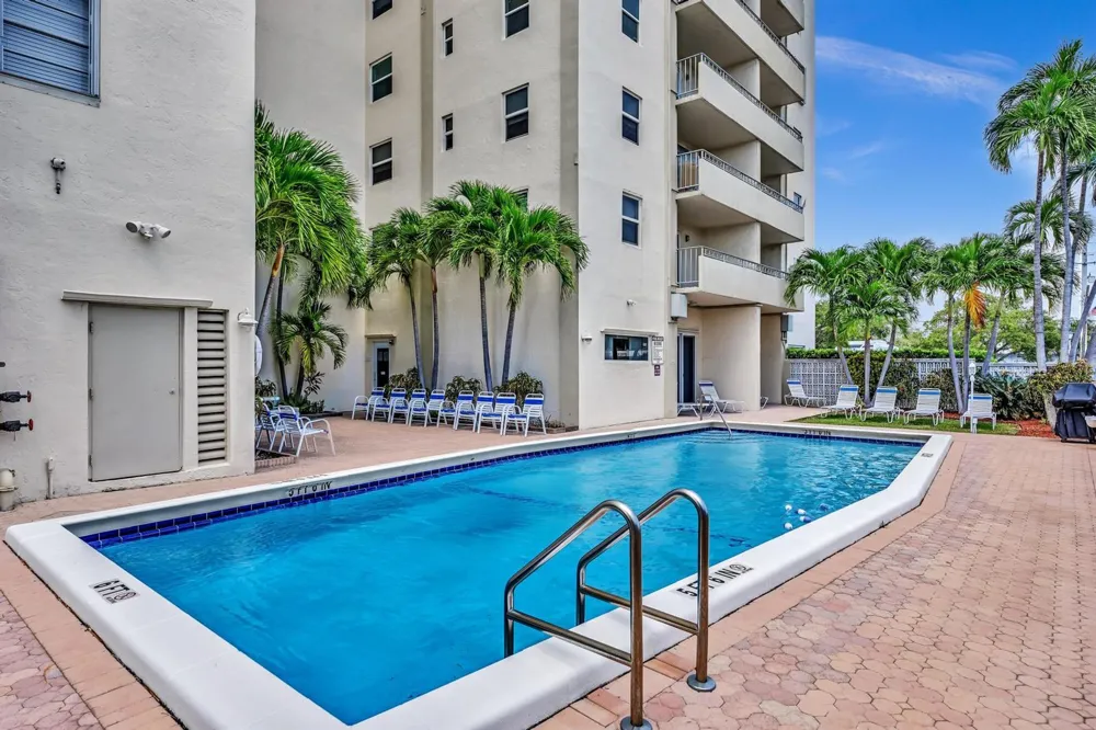 900 NE 18th Avenue #803 Fort Lauderdale, FL 33304