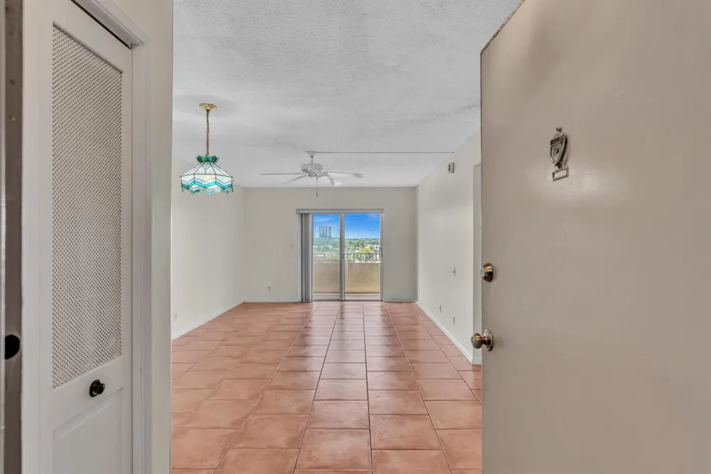 900 NE 18th Avenue #803 Fort Lauderdale, FL 33304