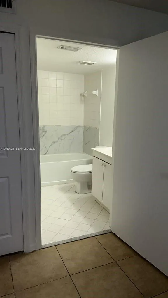 2921 SE 12th Rd #104-56 Homestead, FL 33035