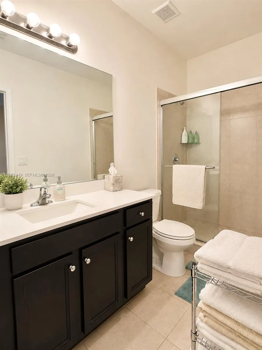 3344 W 105th Ter Hialeah, FL 33018