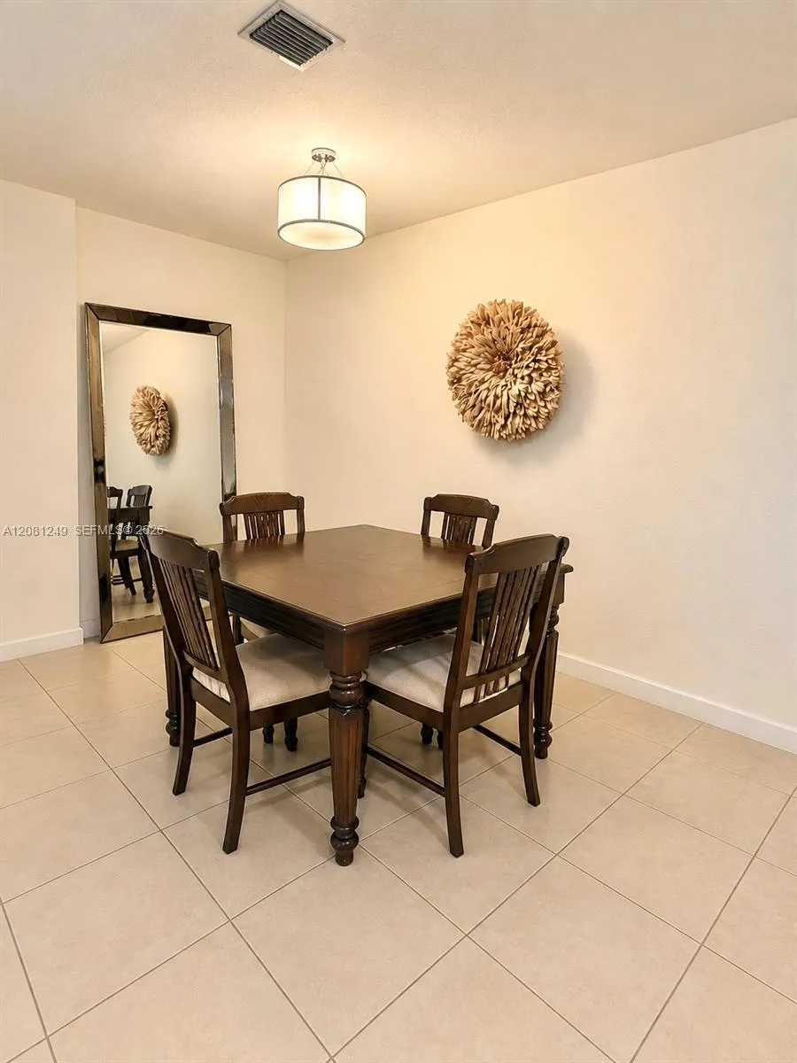 3344 W 105th Ter Hialeah, FL 33018