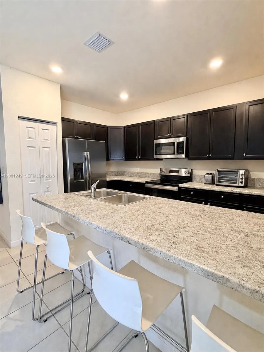 3344 W 105th Ter Hialeah, FL 33018
