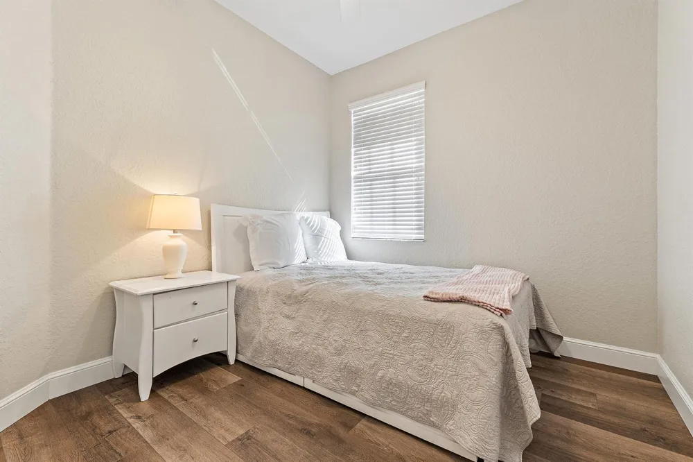 1561 SE Wilshire Place #204 Stuart, FL 34994