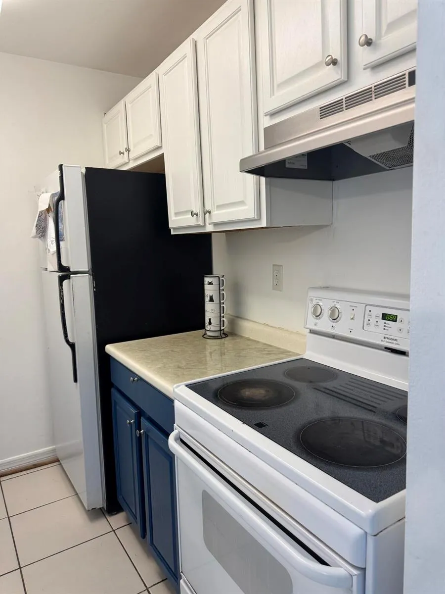 4116 NW 88TH AVENUE #201 Coral Springs, FL 33065
