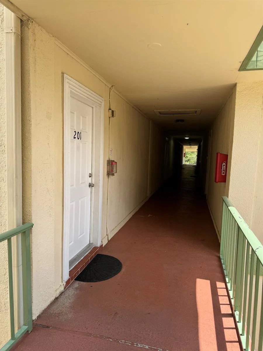 4116 NW 88TH AVENUE #201 Coral Springs, FL 33065