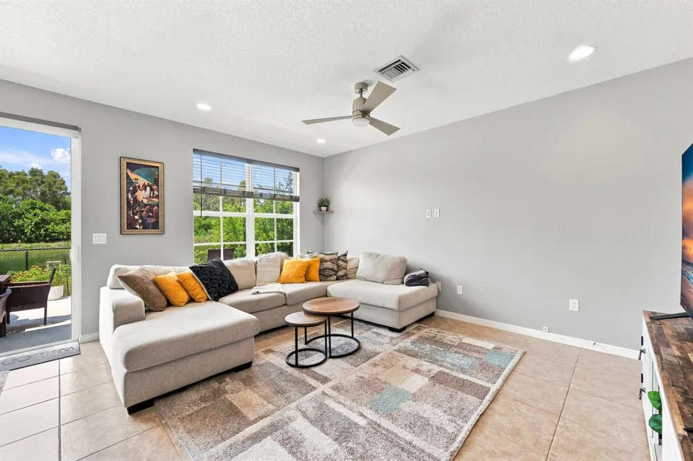 4585 TARA COVE WAY West Palm Beach, FL 33417