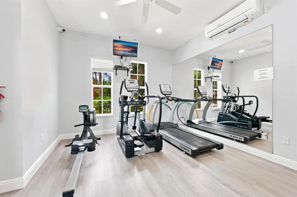 4585 TARA COVE WAY West Palm Beach, FL 33417