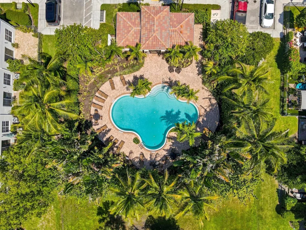 4585 TARA COVE WAY West Palm Beach, FL 33417