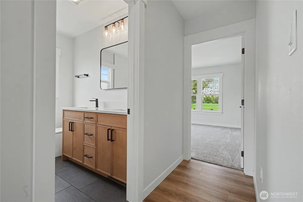 214 Riverside Drive Cashmere, WA 98815