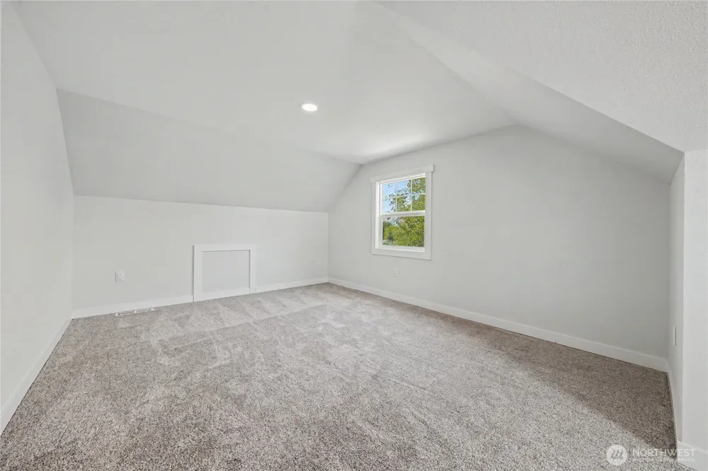 214 Riverside Drive Cashmere, WA 98815