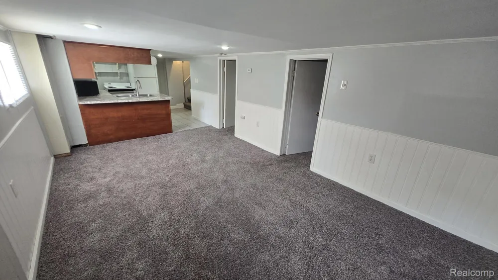 832 FARNSWORTH ROAD #3 White Lake Charter Township, MI 48386