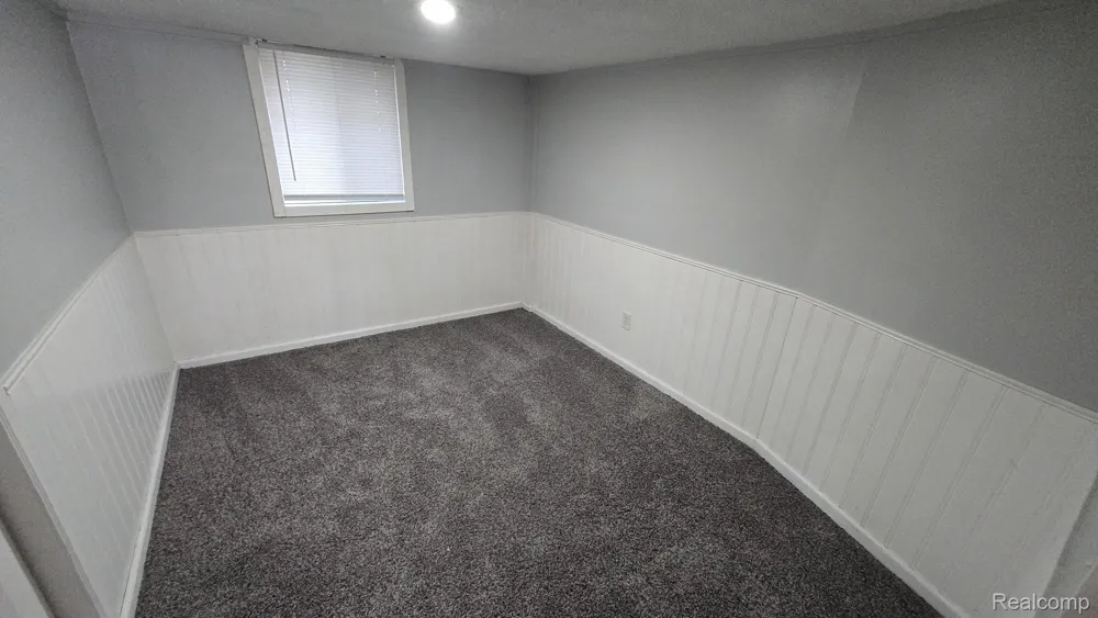 832 FARNSWORTH ROAD #3 White Lake Charter Township, MI 48386