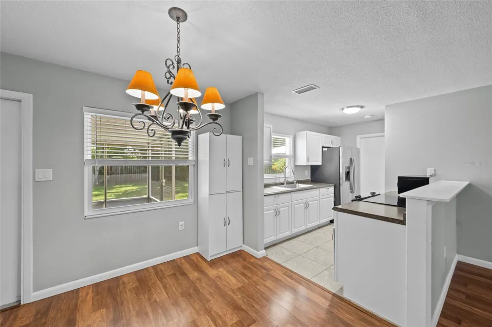 3909 COLERIDGE PLACE Sarasota, FL 34241