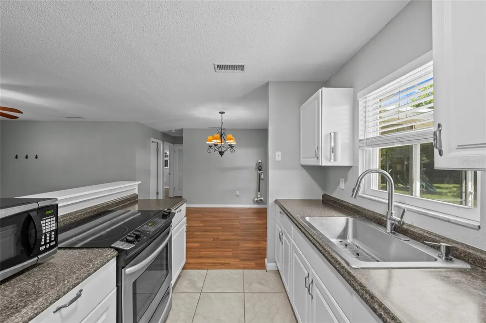 3909 COLERIDGE PLACE Sarasota, FL 34241