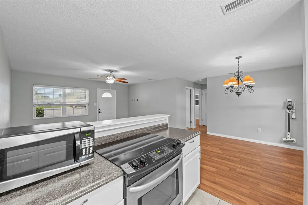 3909 COLERIDGE PLACE Sarasota, FL 34241