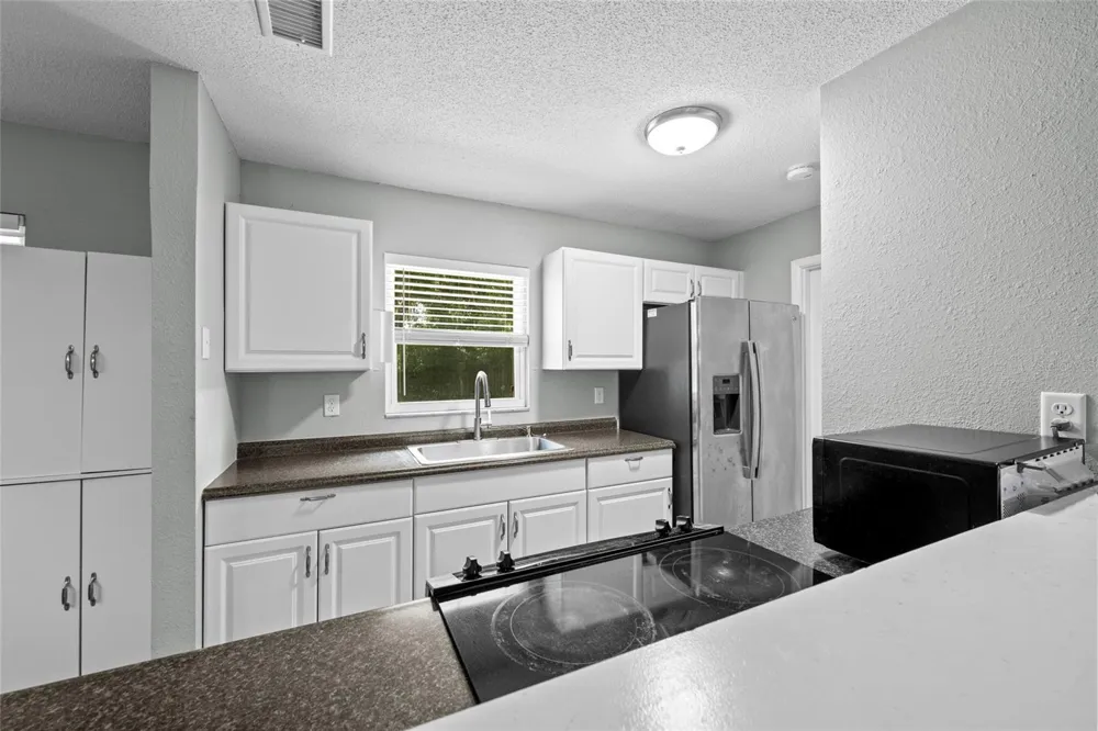 3909 COLERIDGE PLACE Sarasota, FL 34241