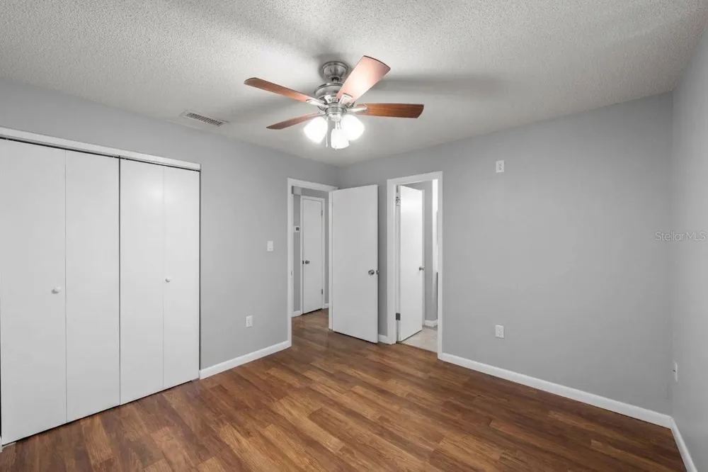 3909 COLERIDGE PLACE Sarasota, FL 34241