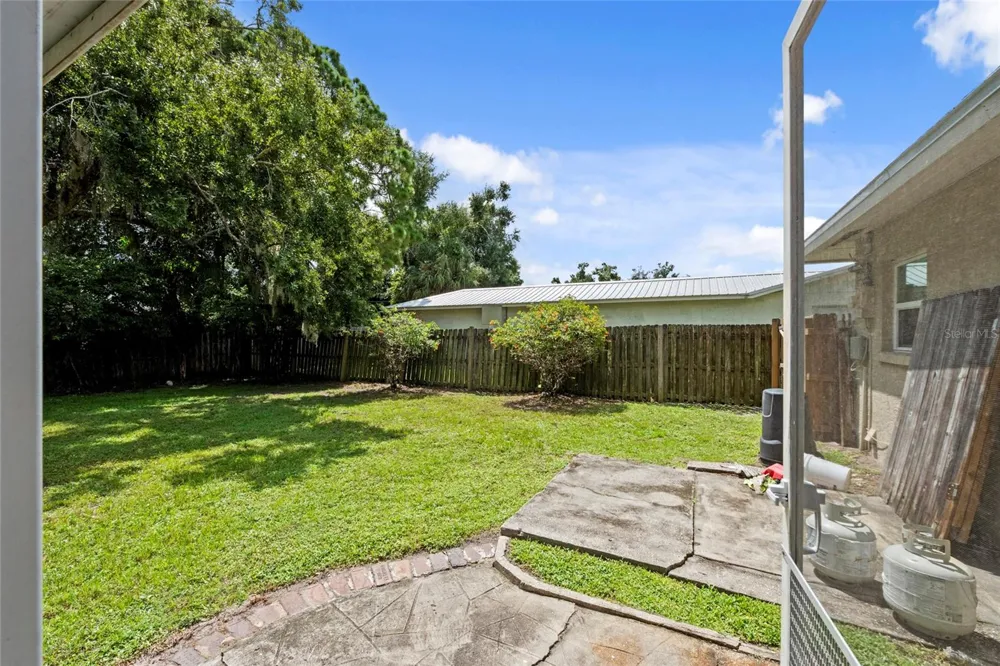 3909 COLERIDGE PLACE Sarasota, FL 34241