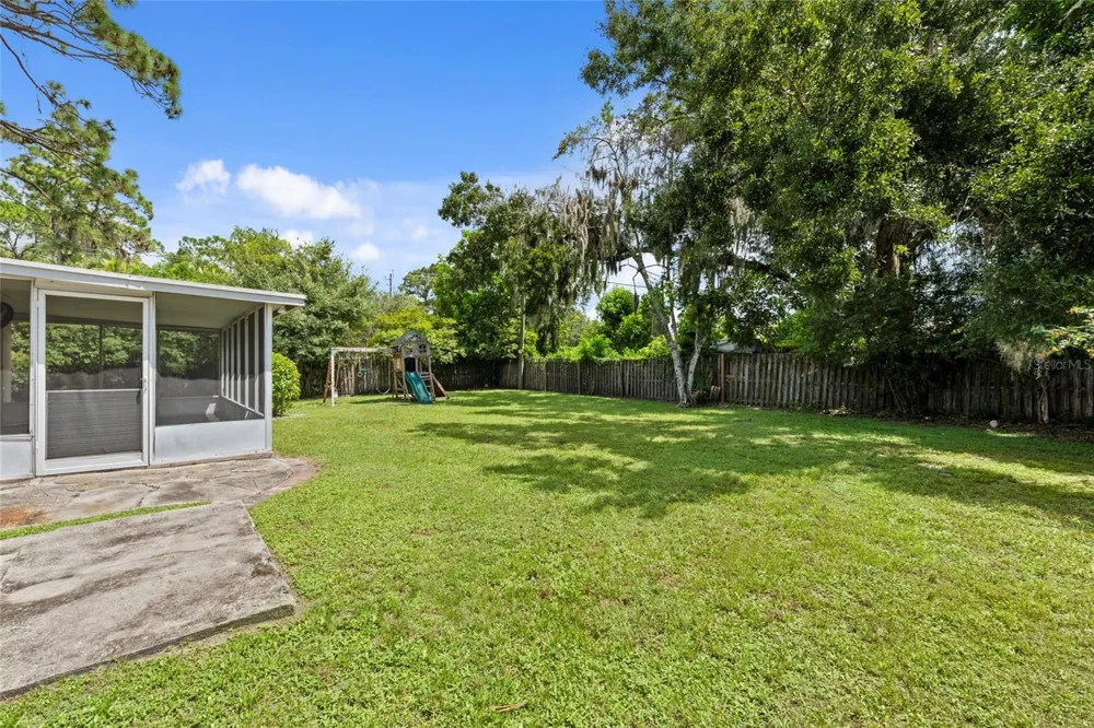 3909 COLERIDGE PLACE Sarasota, FL 34241