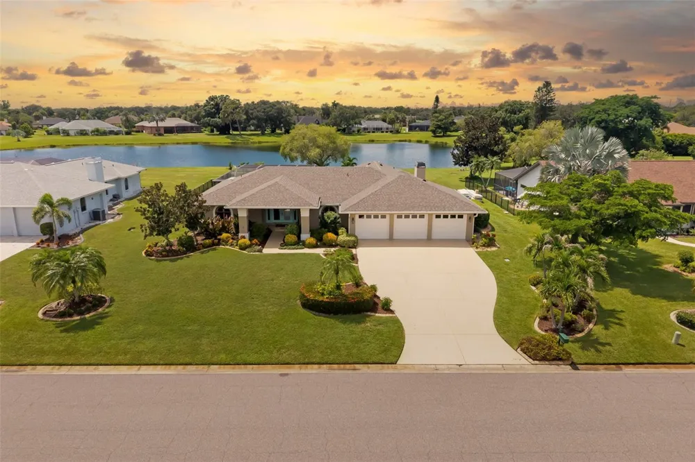 3205 WILDERNESS BOULEVARD E Parrish, FL 34219