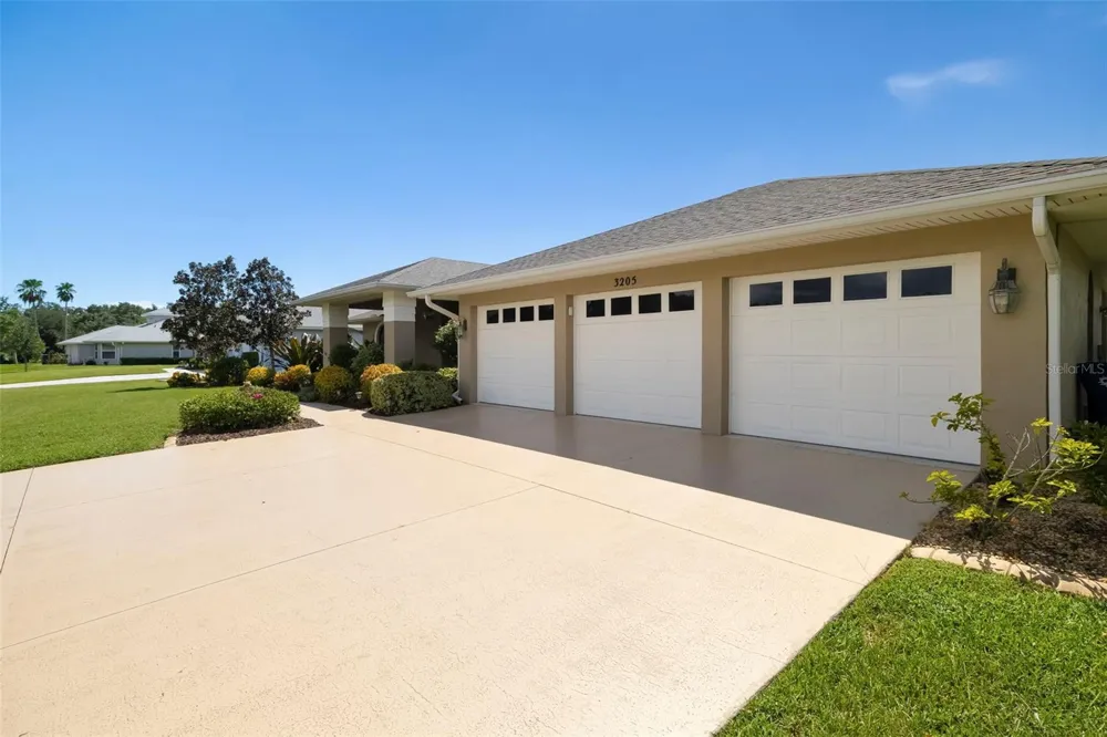 3205 WILDERNESS BOULEVARD E Parrish, FL 34219