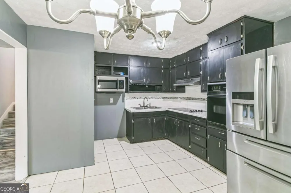 927 Slash Pine RD Forest Park, GA 30297