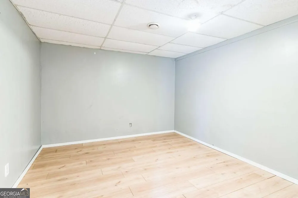 927 Slash Pine RD Forest Park, GA 30297
