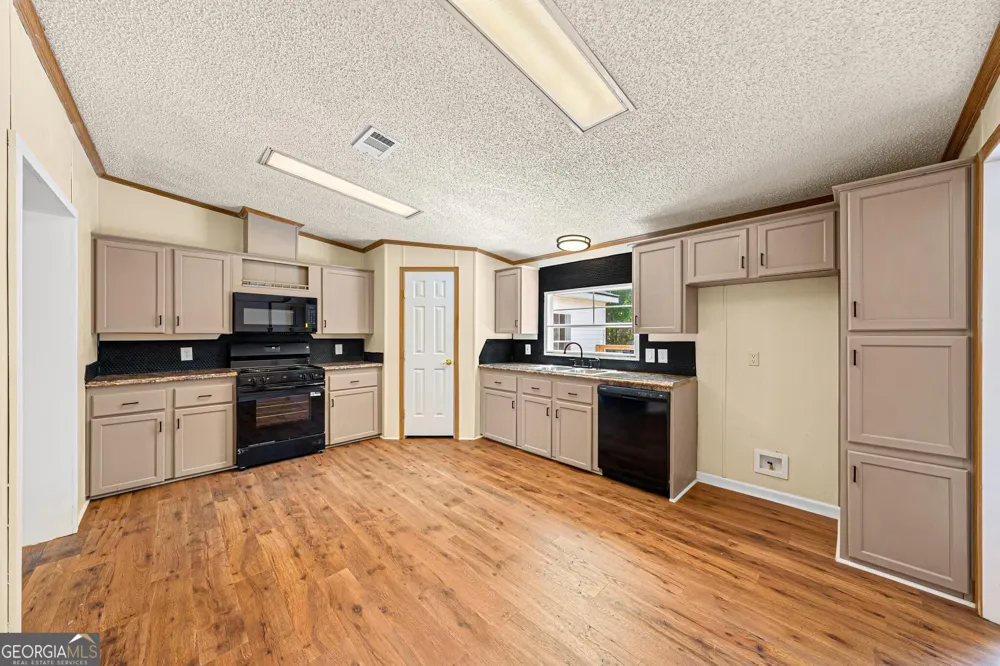 3068 Gregg Shoals Elberton, GA 30635