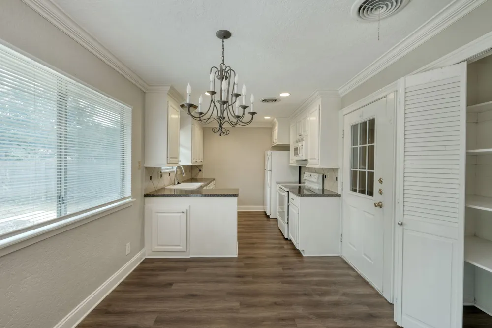 804 Dunman Drive Georgetown, TX 78628