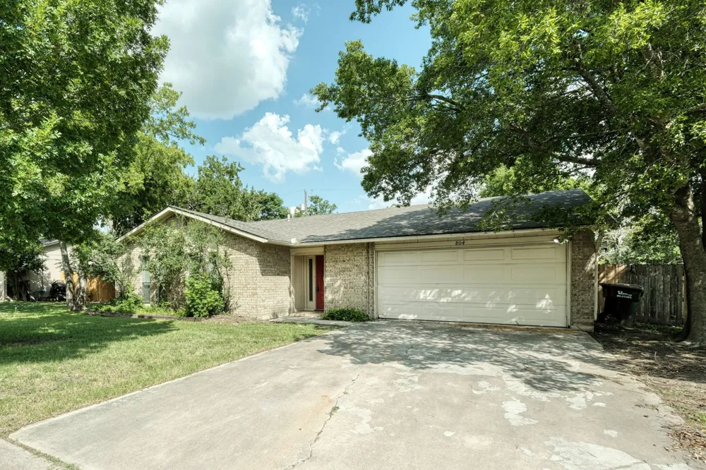 804 Dunman Drive Georgetown, TX 78628