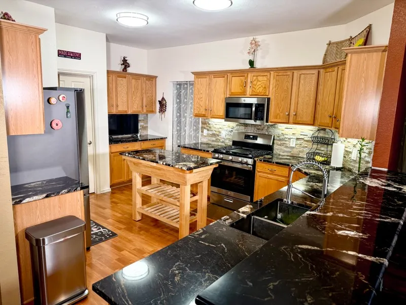 3230 Arroyo Bluff Lane Round Rock, TX 78681