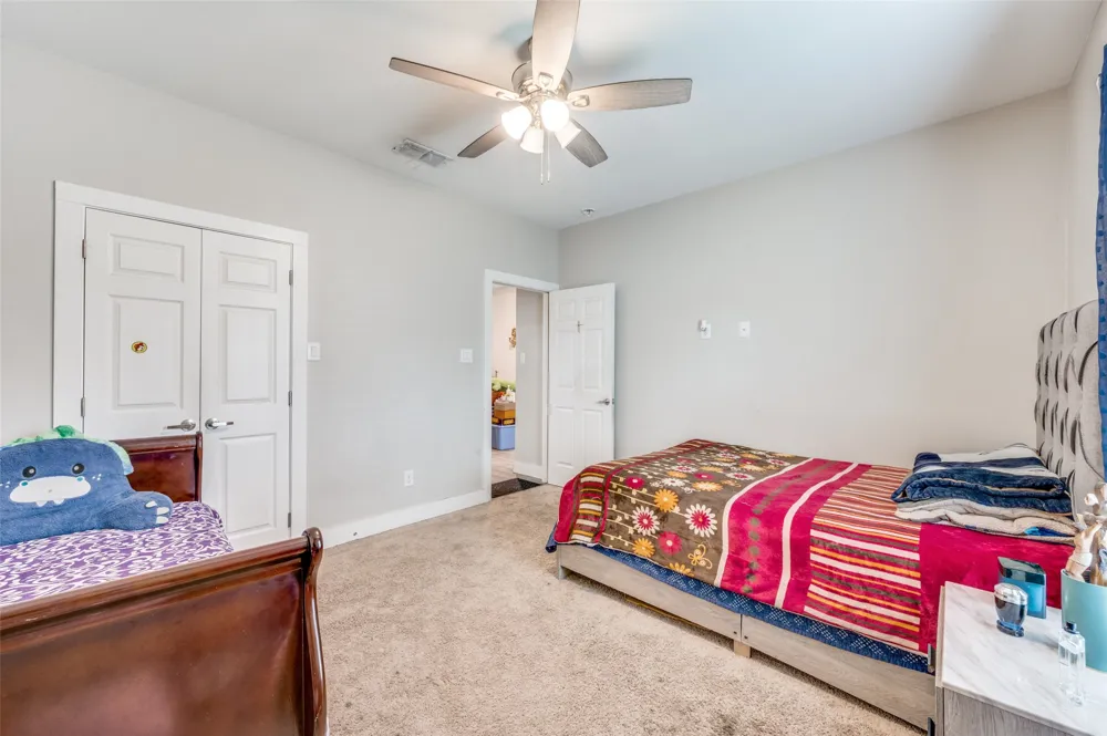 4947 Kildare Avenue Dallas, TX 75216