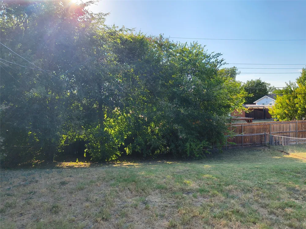6303 Basswood Drive Fort Worth, TX 76135