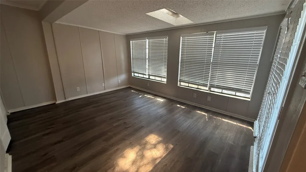1020 Almond Drive Mansfield, TX 76063
