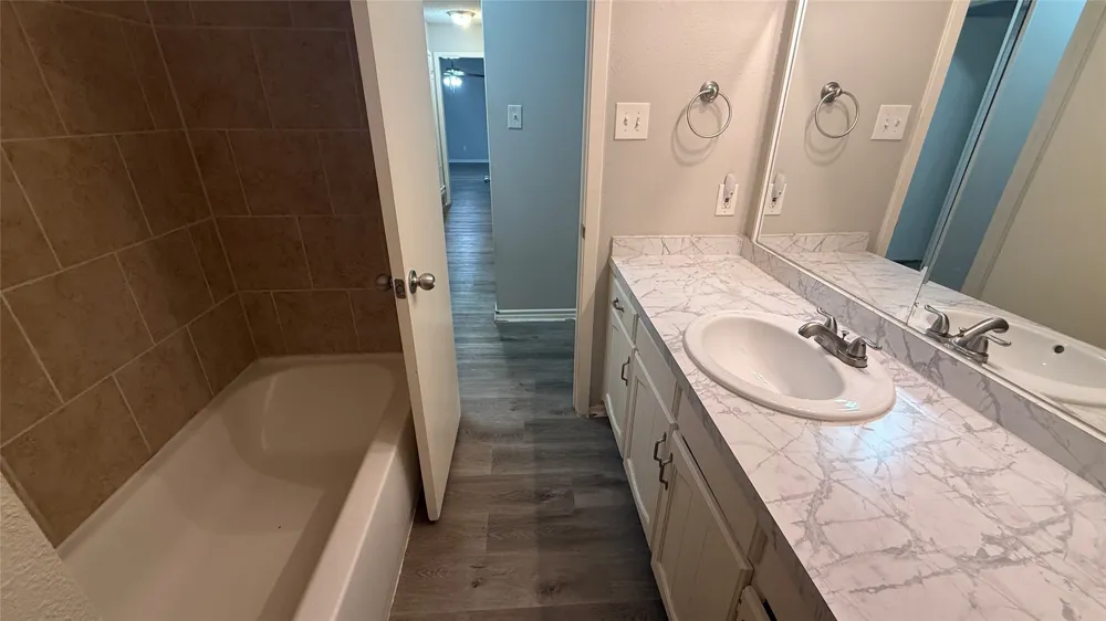 1020 Almond Drive Mansfield, TX 76063