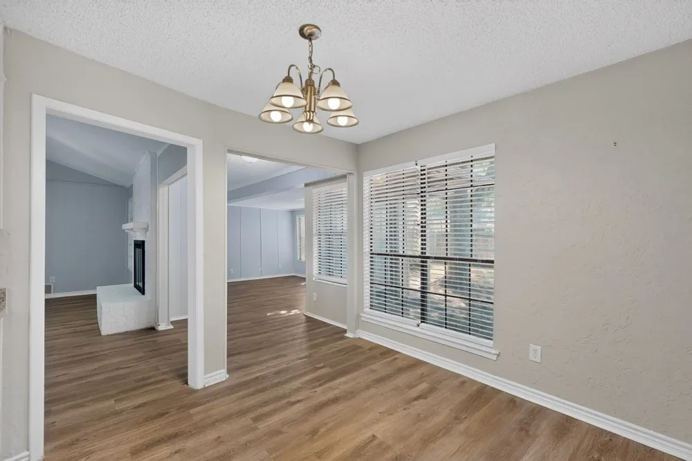 1020 Almond Drive Mansfield, TX 76063