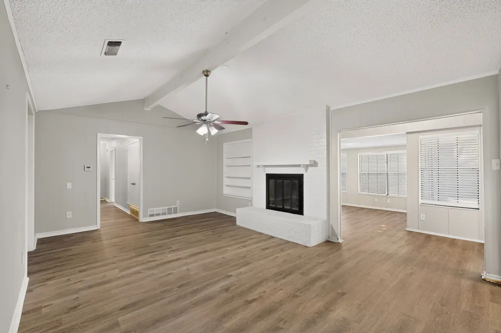 1020 Almond Drive Mansfield, TX 76063