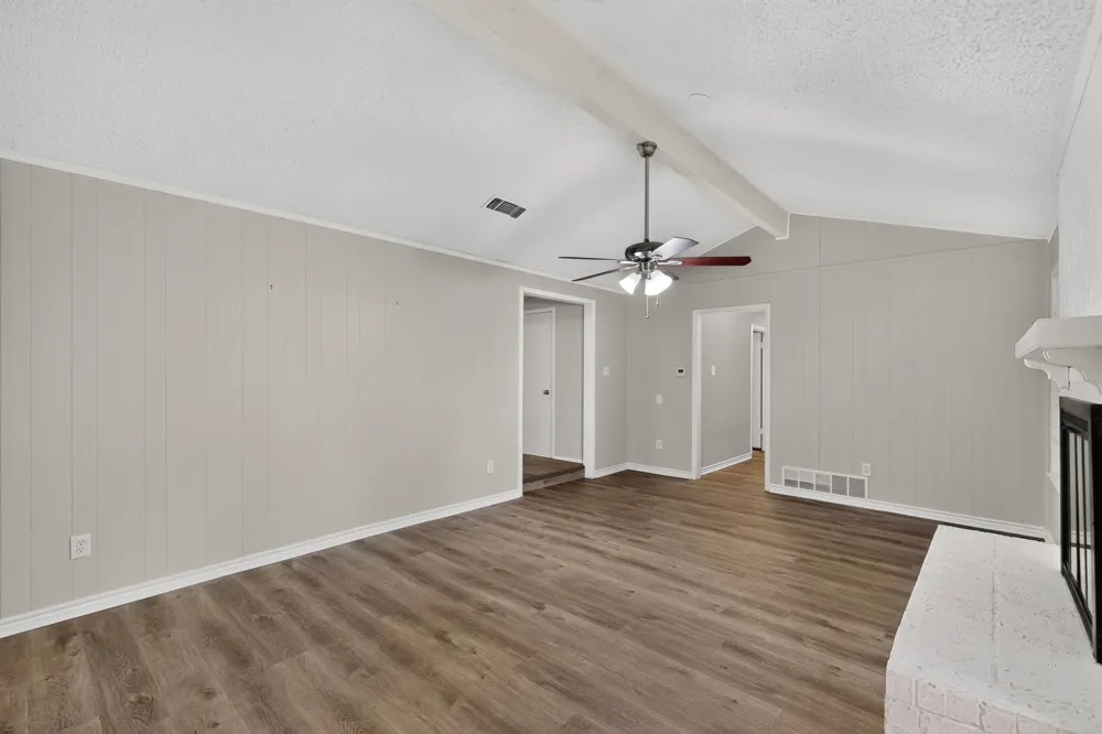 1020 Almond Drive Mansfield, TX 76063