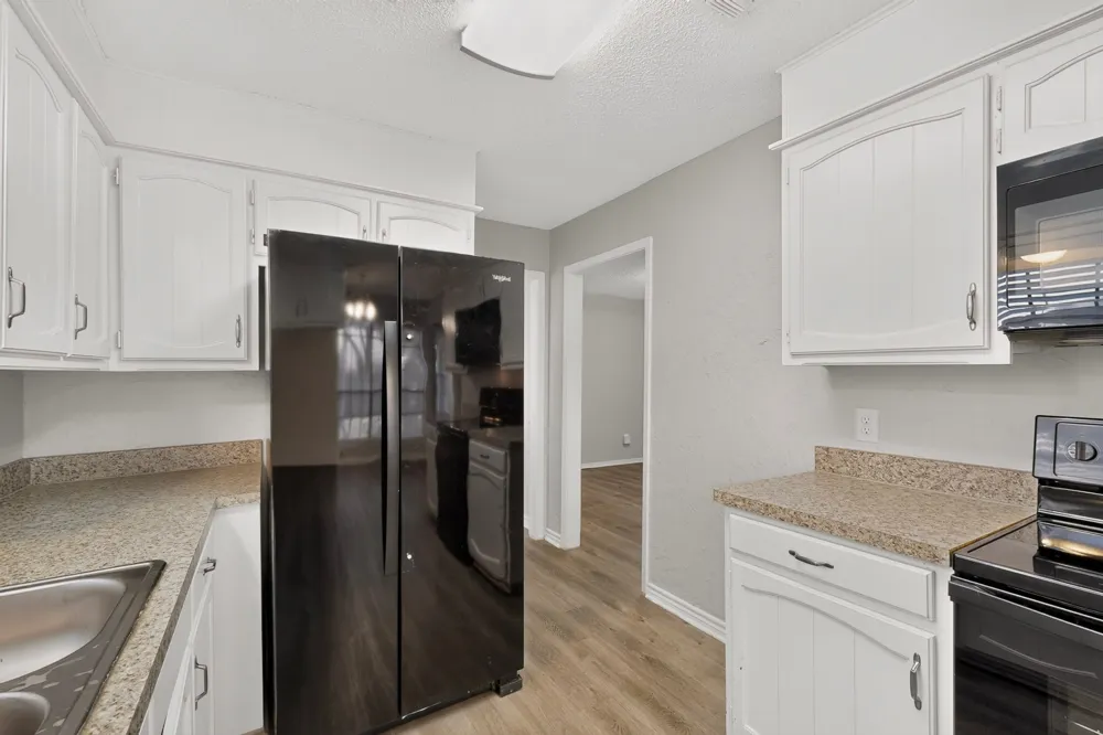 1020 Almond Drive Mansfield, TX 76063
