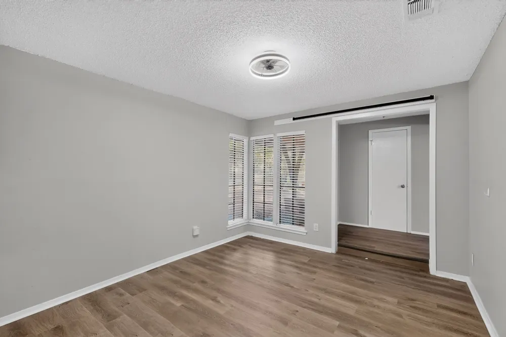 1020 Almond Drive Mansfield, TX 76063