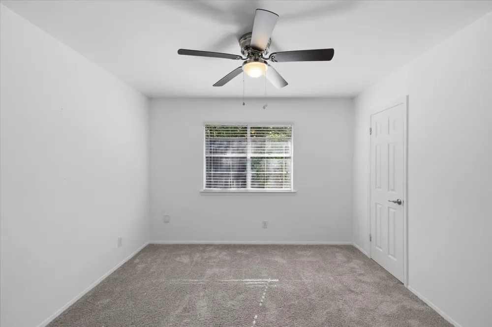 4711 Hope Street River Oaks, TX 76114