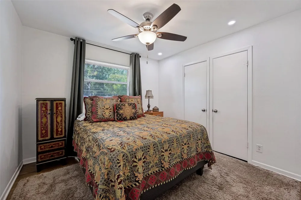 3525 Timberview Road Dallas, TX 75229